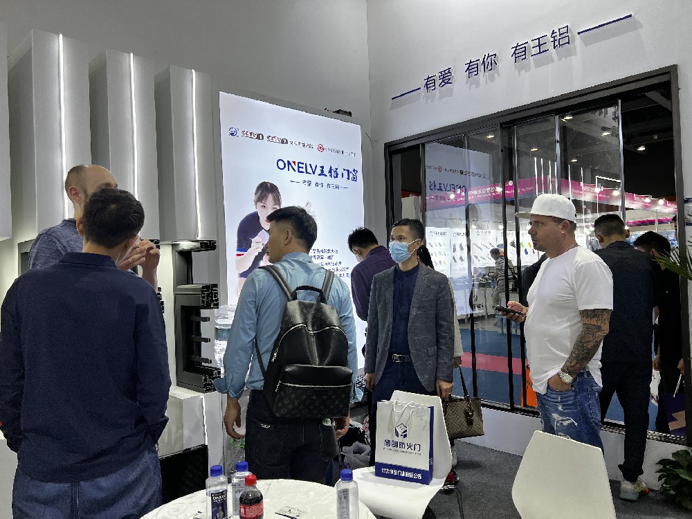 王铝门窗参加广州第29届门窗幕墙新品展
